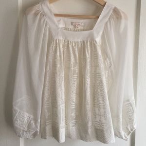 SQUARE NECK 3/4" TOP WITH EMBROIDERY AND TEXTURE